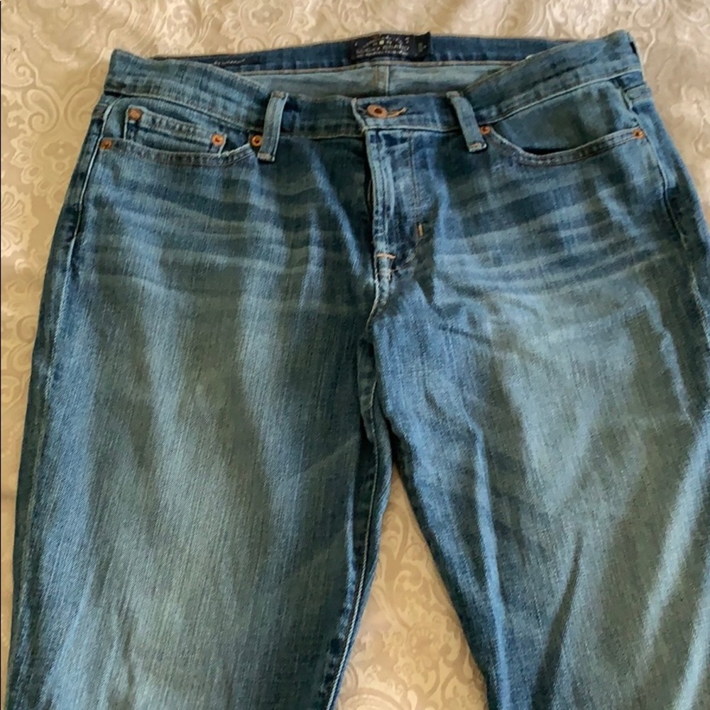 Lucky Brand Jeans Sweet Straight 10/30